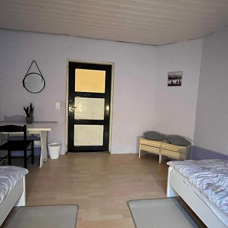 Monteure, Ganzes Haus, Schwarzheide, Haus 1アパートメント エクステリア 写真