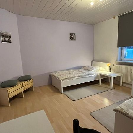Monteure, Ganzes Haus, Schwarzheide, Haus 1アパートメント エクステリア 写真