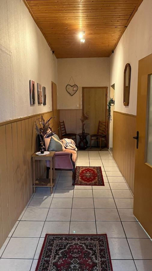 Monteure, Ganzes Haus, Schwarzheide, Haus 1アパートメント エクステリア 写真