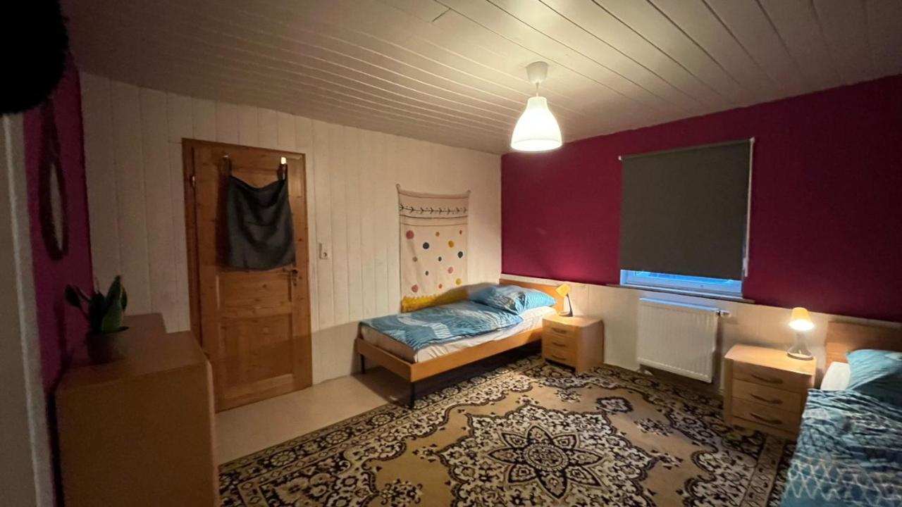 Monteure, Ganzes Haus, Schwarzheide, Haus 1アパートメント エクステリア 写真