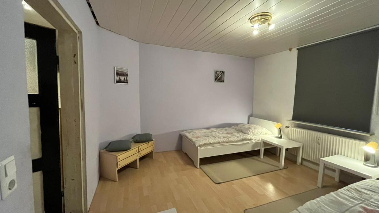 Monteure, Ganzes Haus, Schwarzheide, Haus 1アパートメント エクステリア 写真