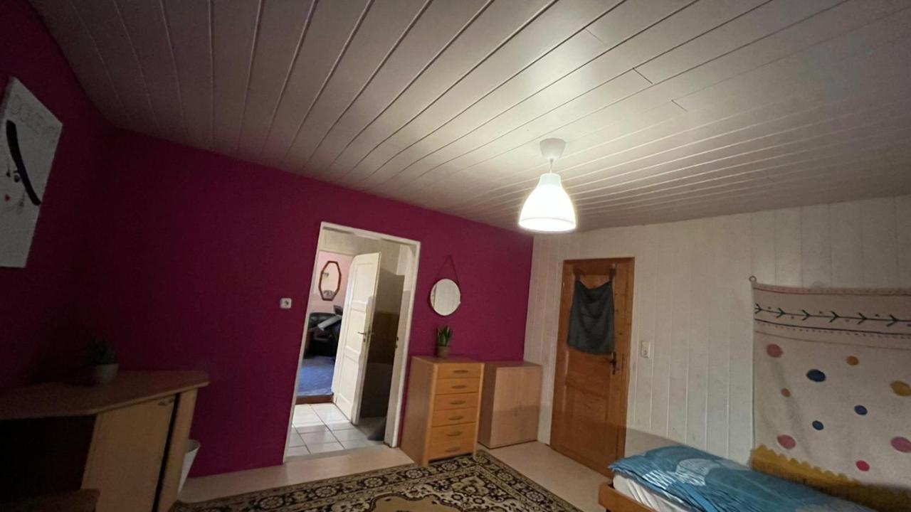Monteure, Ganzes Haus, Schwarzheide, Haus 1アパートメント エクステリア 写真