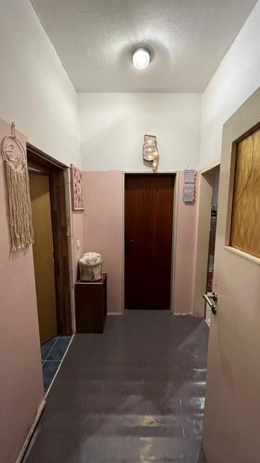 Monteure, Ganzes Haus, Schwarzheide, Haus 1アパートメント エクステリア 写真