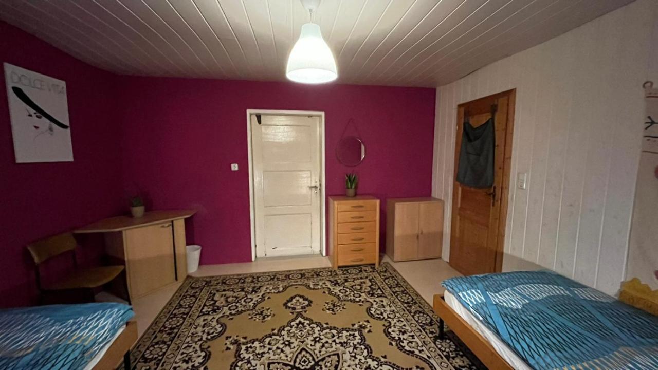 Monteure, Ganzes Haus, Schwarzheide, Haus 1アパートメント エクステリア 写真