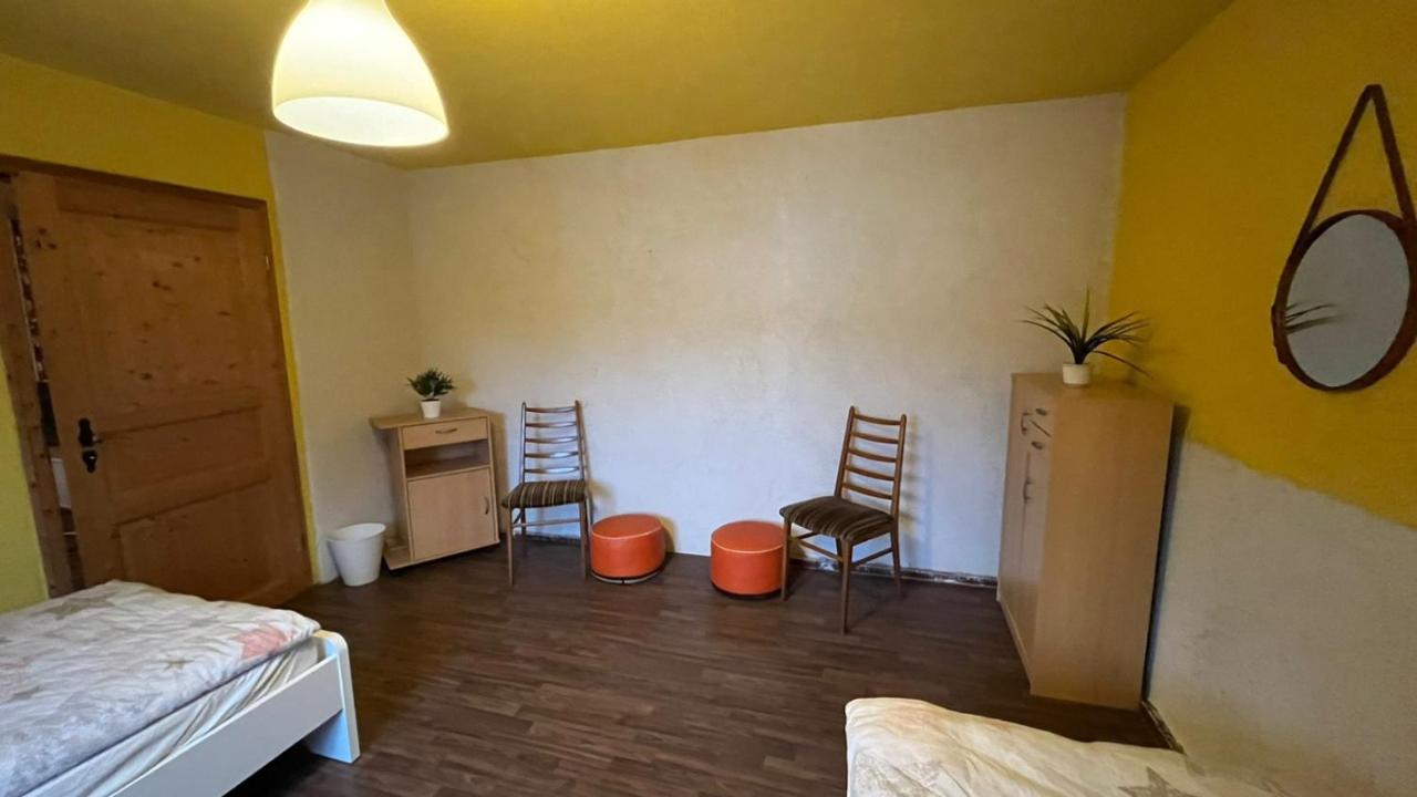 Monteure, Ganzes Haus, Schwarzheide, Haus 1アパートメント エクステリア 写真